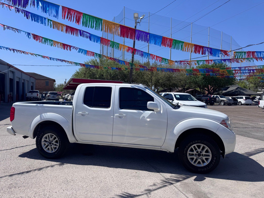 2018 Nissan Frontier Image 3