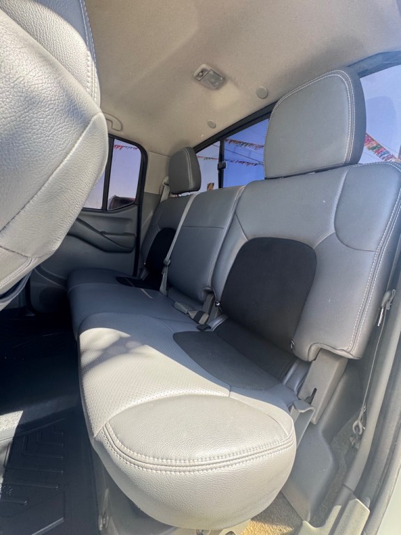 2018 Nissan Frontier Image 10