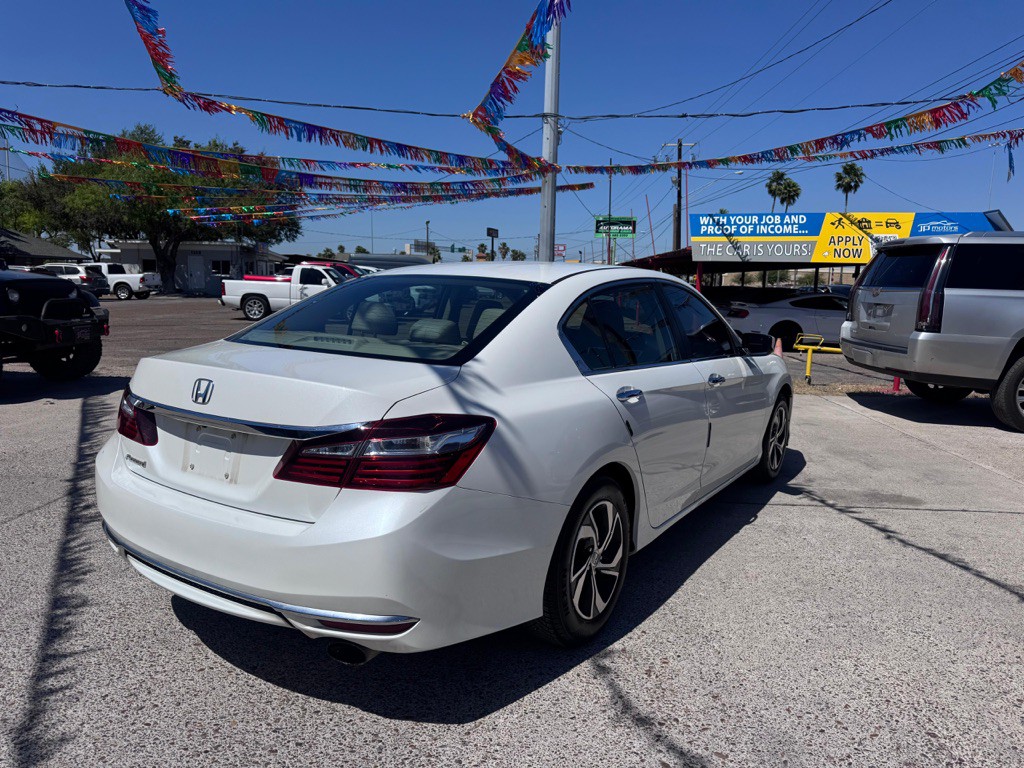 2017 Honda Accord Image 3