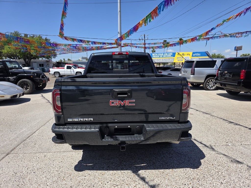 2018 GMC Sierra Image 8