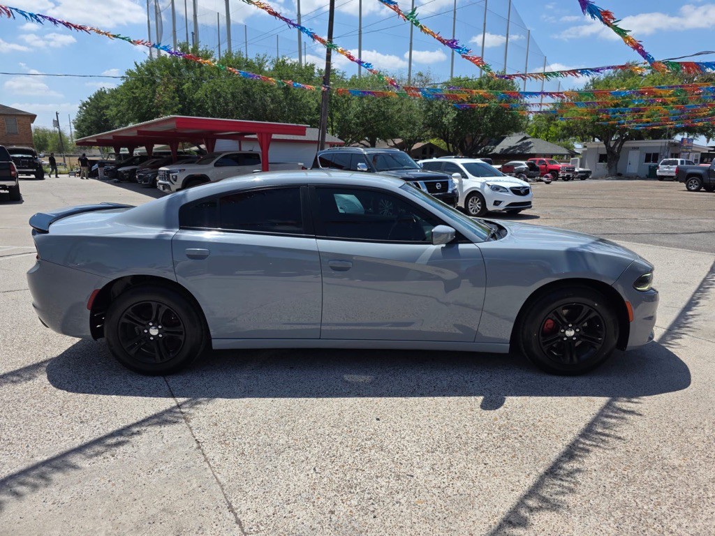 2021 Dodge Charger Image 2