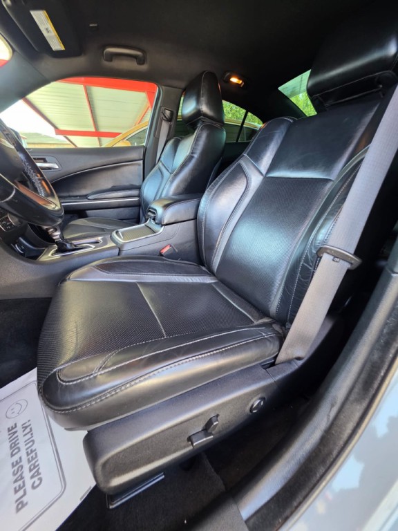 2021 Dodge Charger Image 9