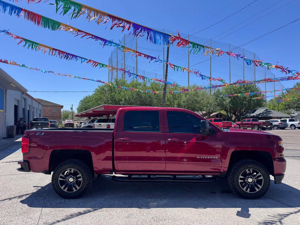 2018 Chevrolet Silverado 1500 Image 3