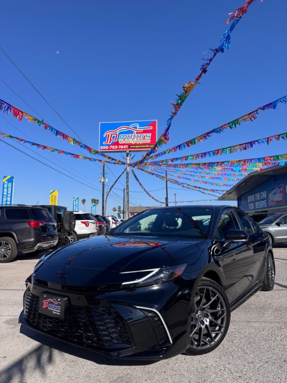 2025 Toyota Camry Image 1