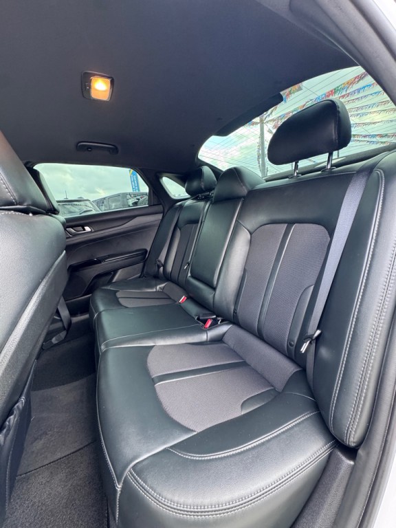 2023 Kia K5 Image 11
