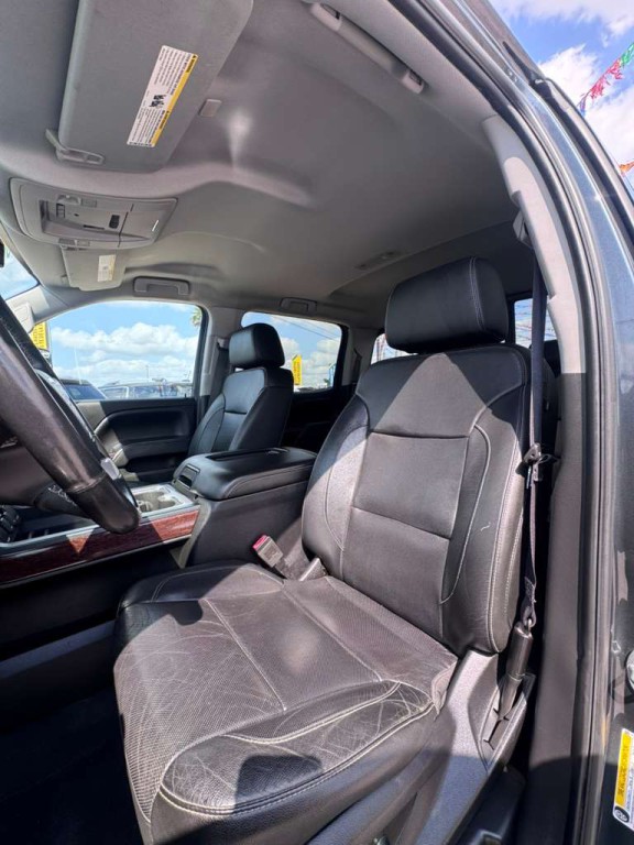 2018 GMC Sierra Image 9