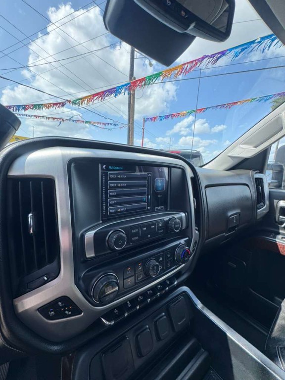 2018 GMC Sierra Image 11