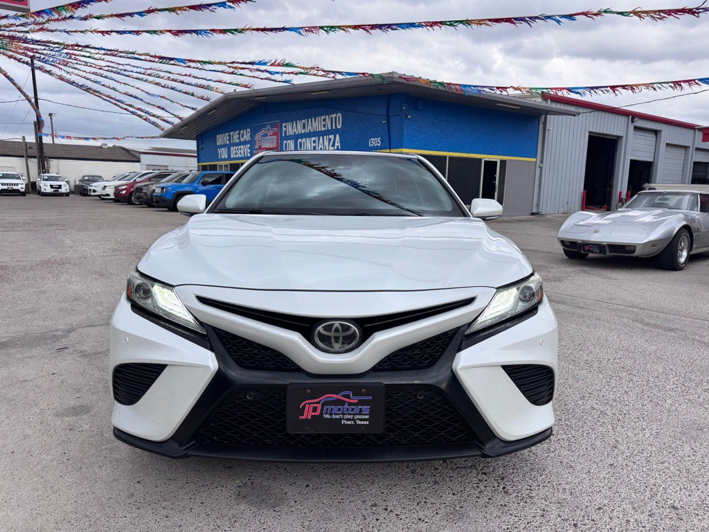 2018 Toyota Camry Image 7