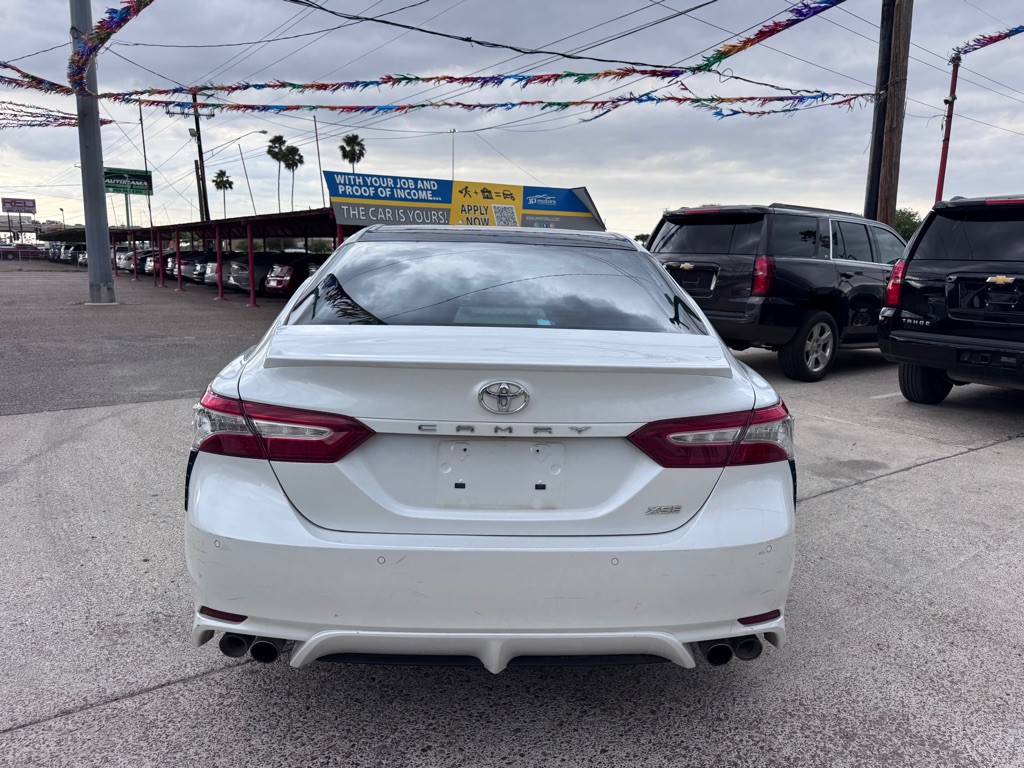 2018 Toyota Camry Image 8