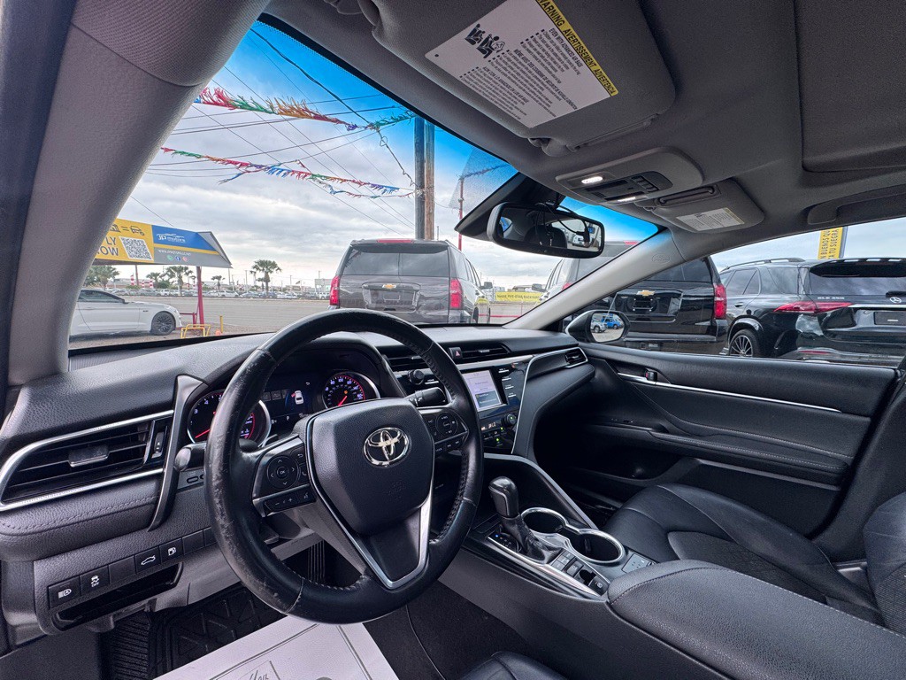 2018 Toyota Camry Image 9