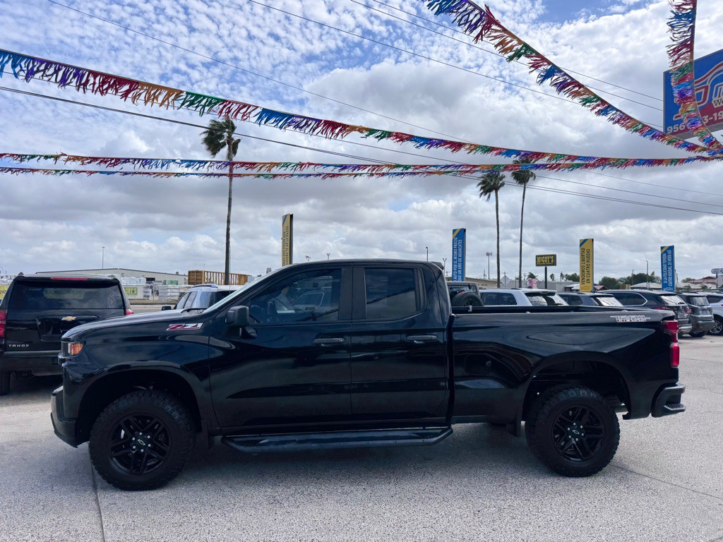2019 Chevrolet Silverado 1500 Image 2