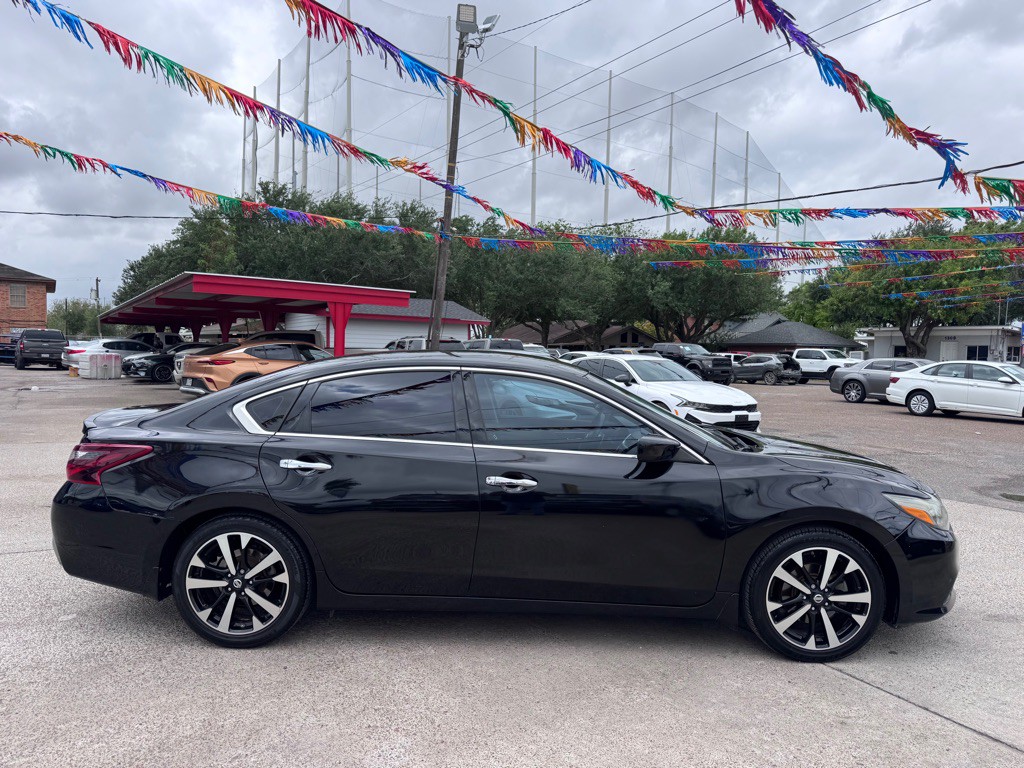 2018 Nissan Altima Image 2