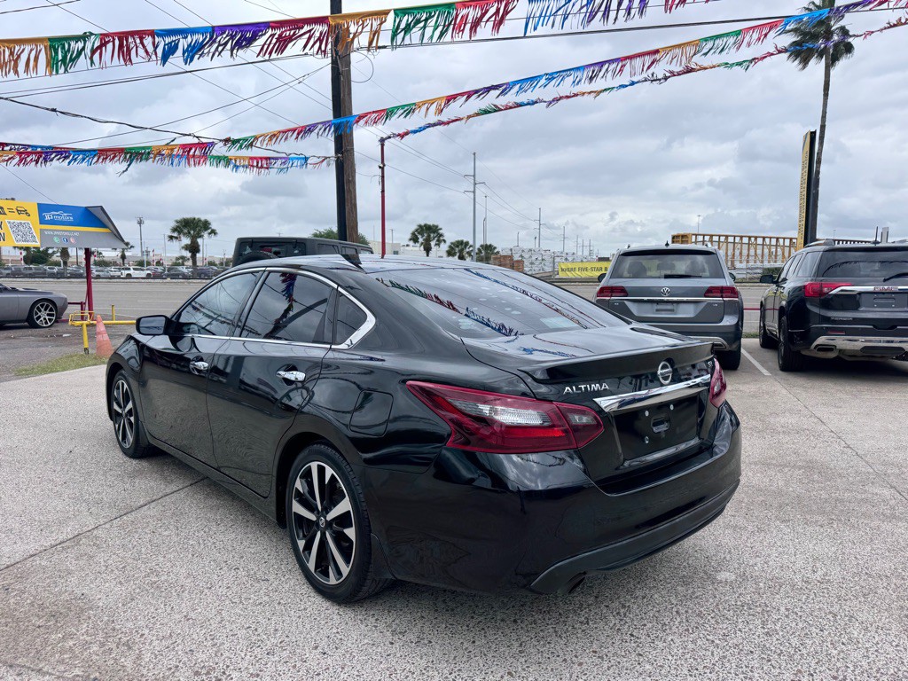 2018 Nissan Altima Image 5