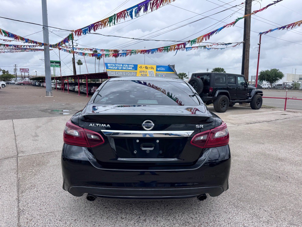 2018 Nissan Altima Image 7