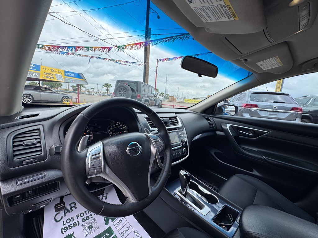 2018 Nissan Altima Image 9
