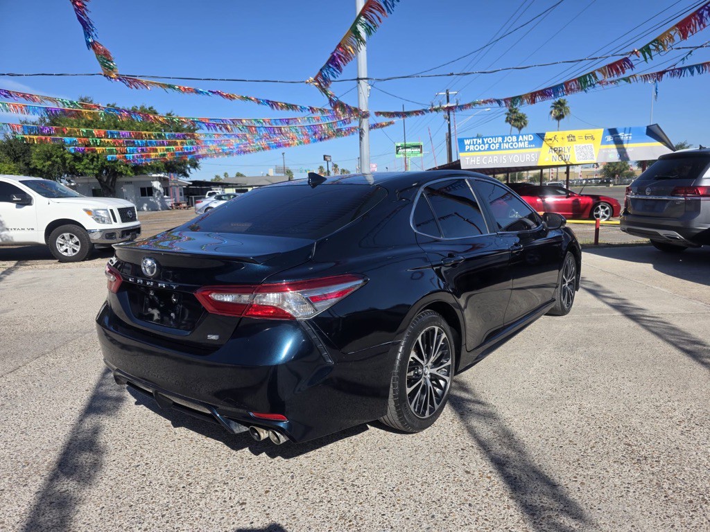 2019 Toyota Camry Image 4