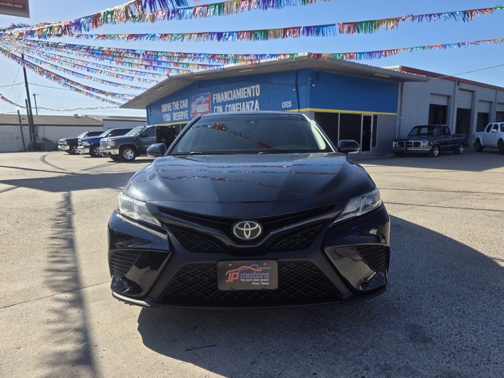 2019 Toyota Camry Image 7