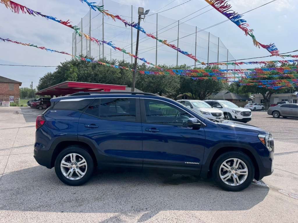 2022 GMC Terrain Image 5