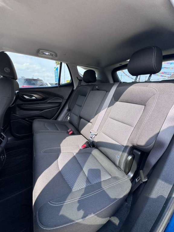 2022 GMC Terrain Image 10