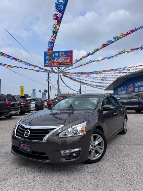 2015 Nissan Altima Image 1