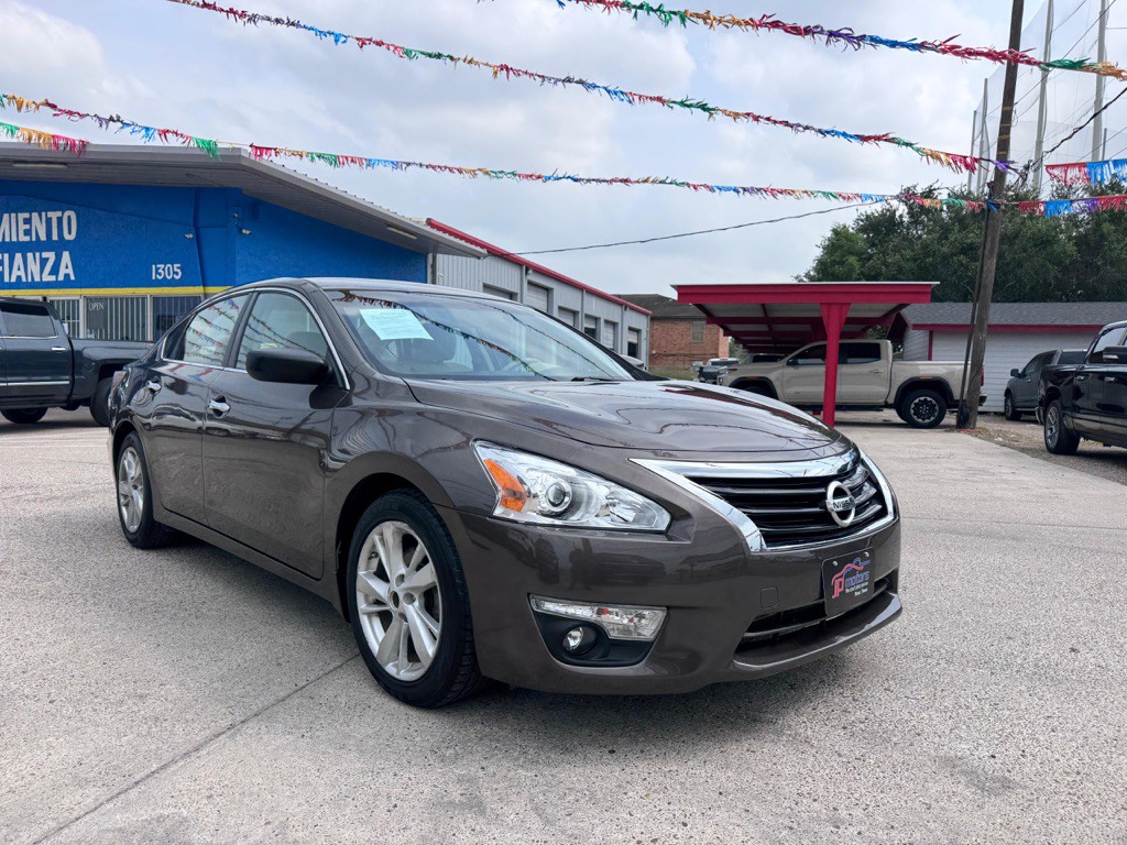 2015 Nissan Altima Image 3