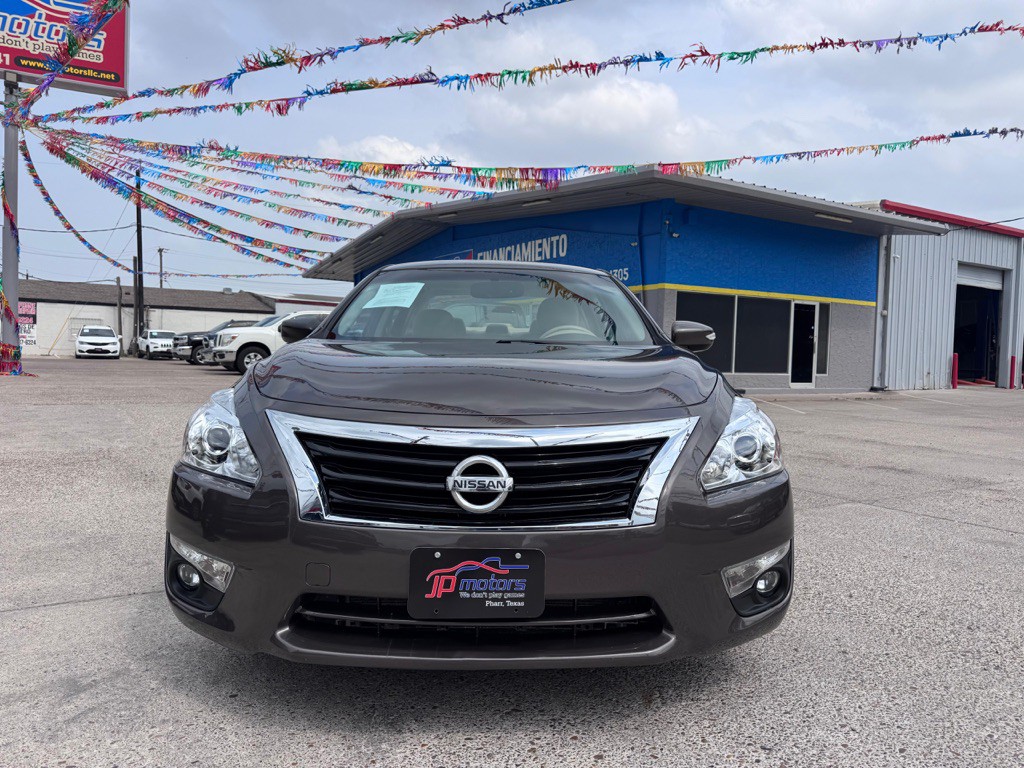 2015 Nissan Altima Image 7