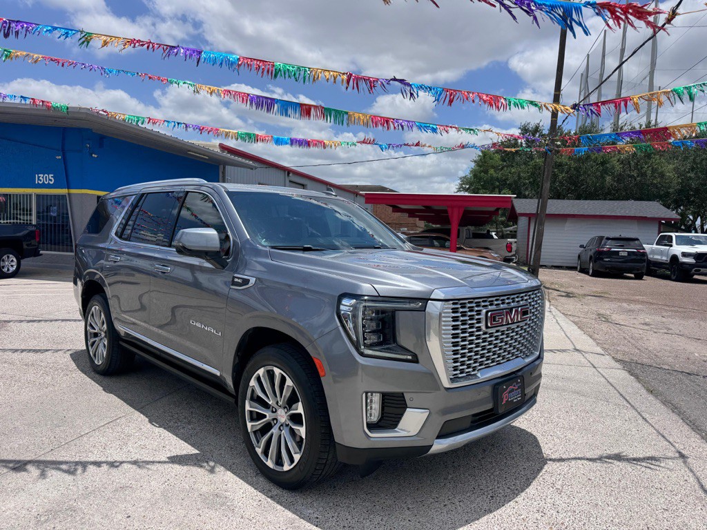 2021 GMC Yukon Image 3