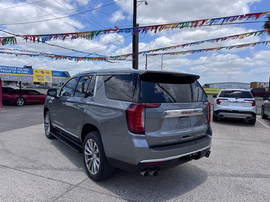 2021 GMC Yukon Image 4