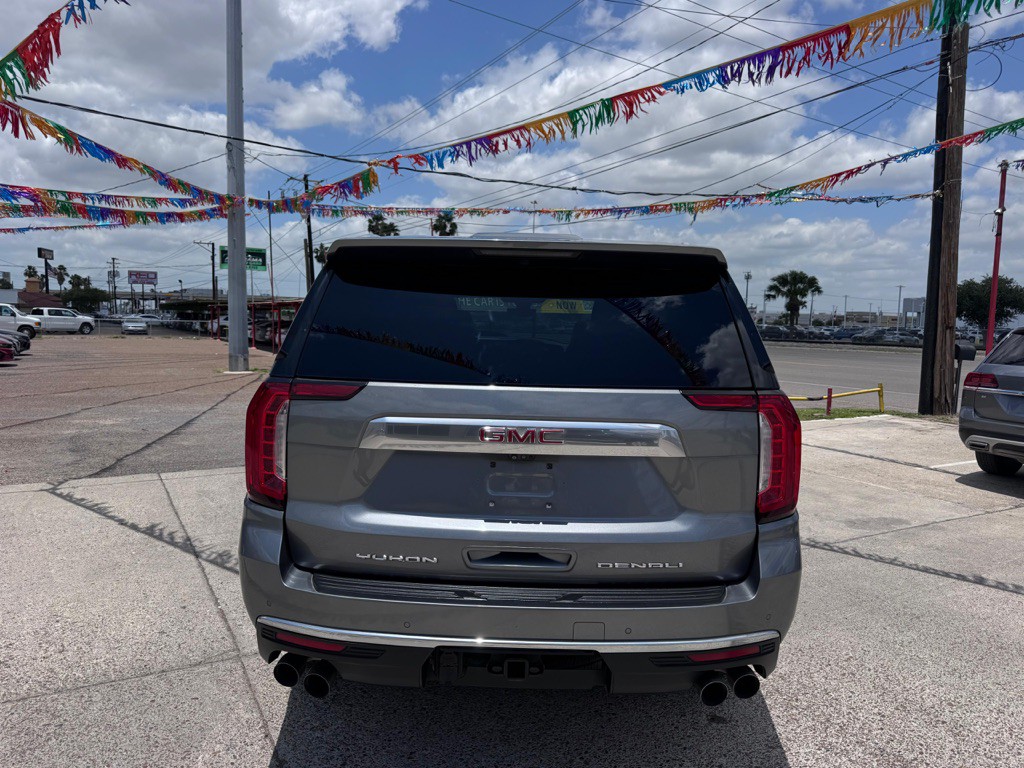 2021 GMC Yukon Image 7