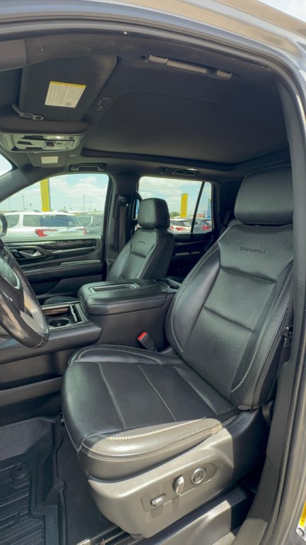 2021 GMC Yukon Image 8