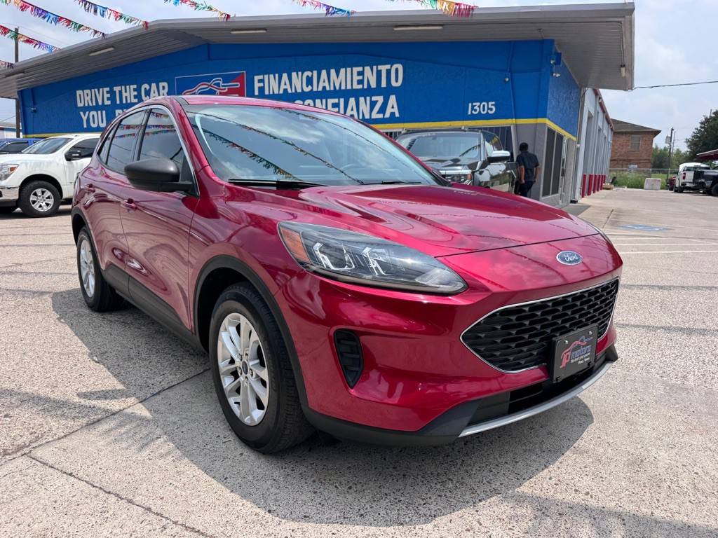 2022 Ford Escape Image 3