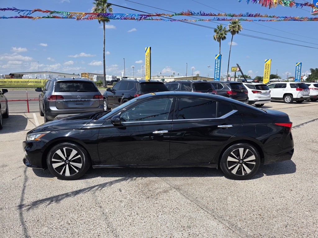 2019 Nissan Altima Image 2