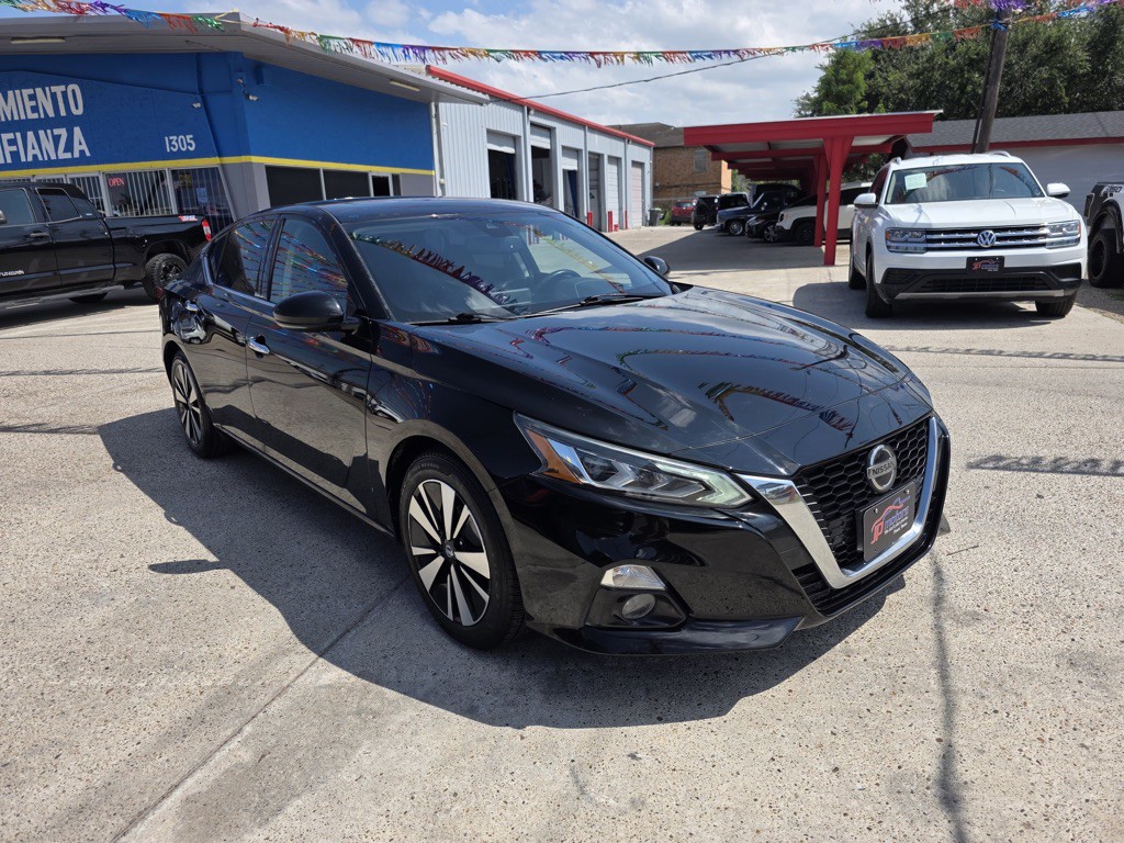 2019 Nissan Altima Image 3