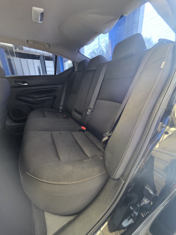 2019 Nissan Altima Image 10