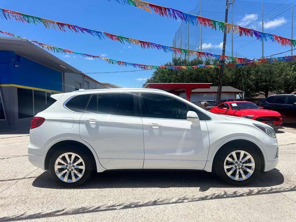 2017 Buick Envision Image 2