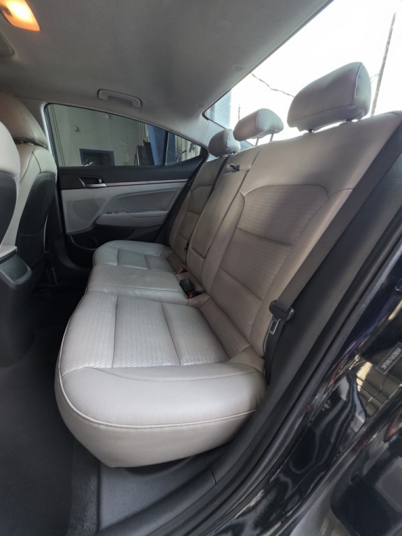 2018 Hyundai Elantra Image 10