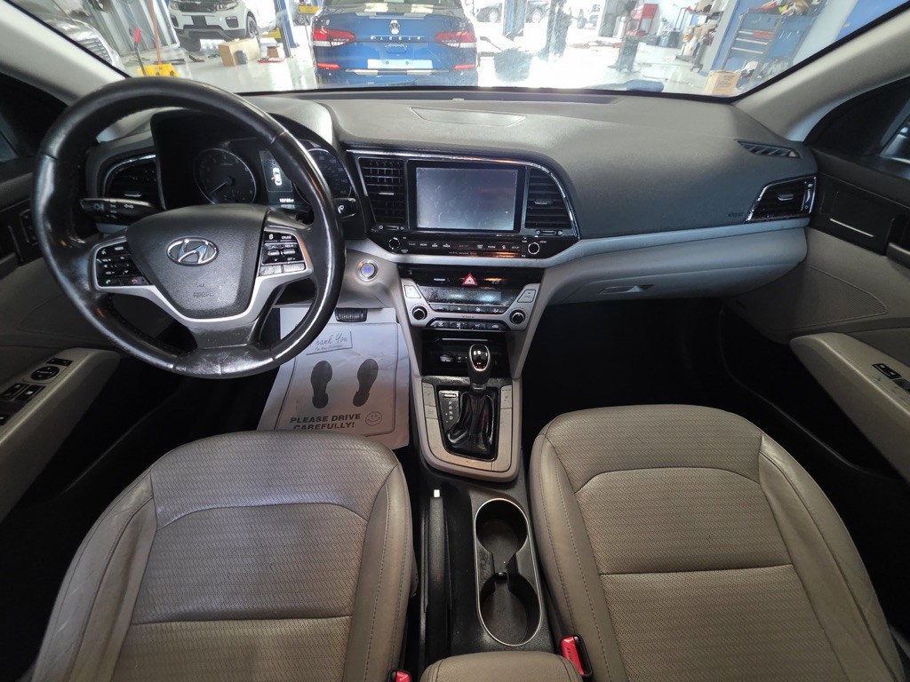 2018 Hyundai Elantra Image 11