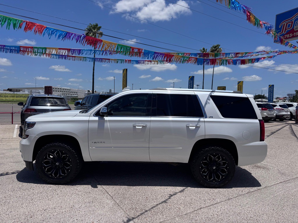 2016 Chevrolet Tahoe Image 2