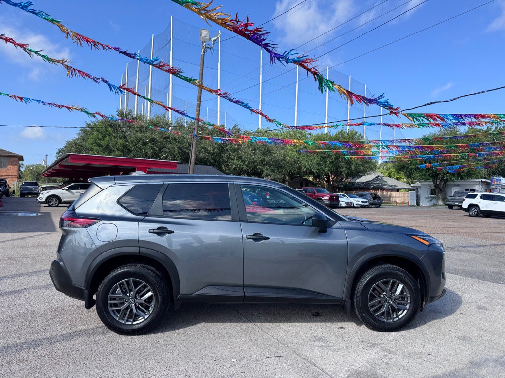 2021 Nissan Rogue Image 3