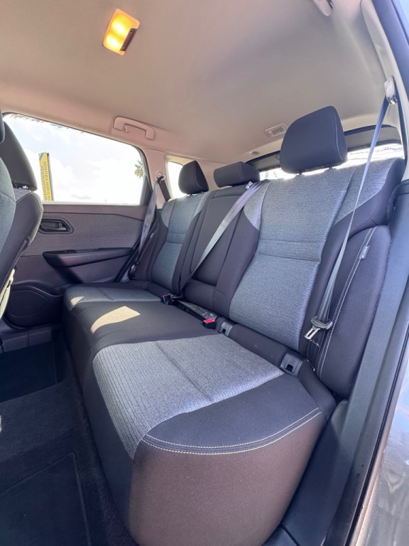 2021 Nissan Rogue Image 11