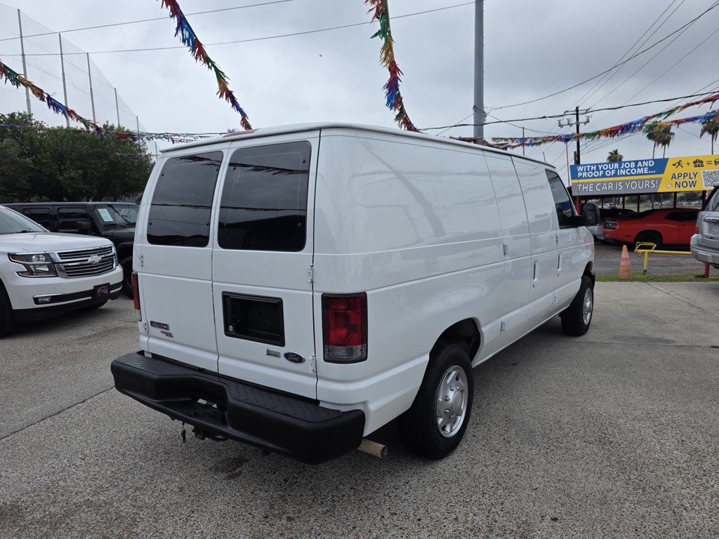 2013 Ford Econoline Image 4