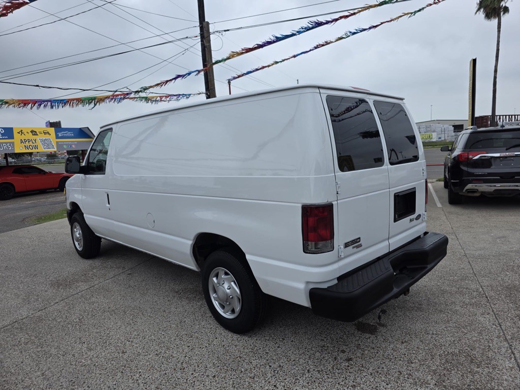 2013 Ford Econoline Image 6