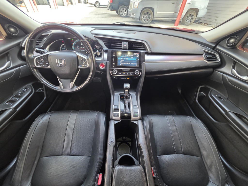2018 Honda Civic Image 9