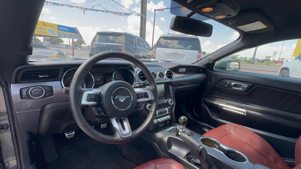 2015 Ford Mustang Image 9