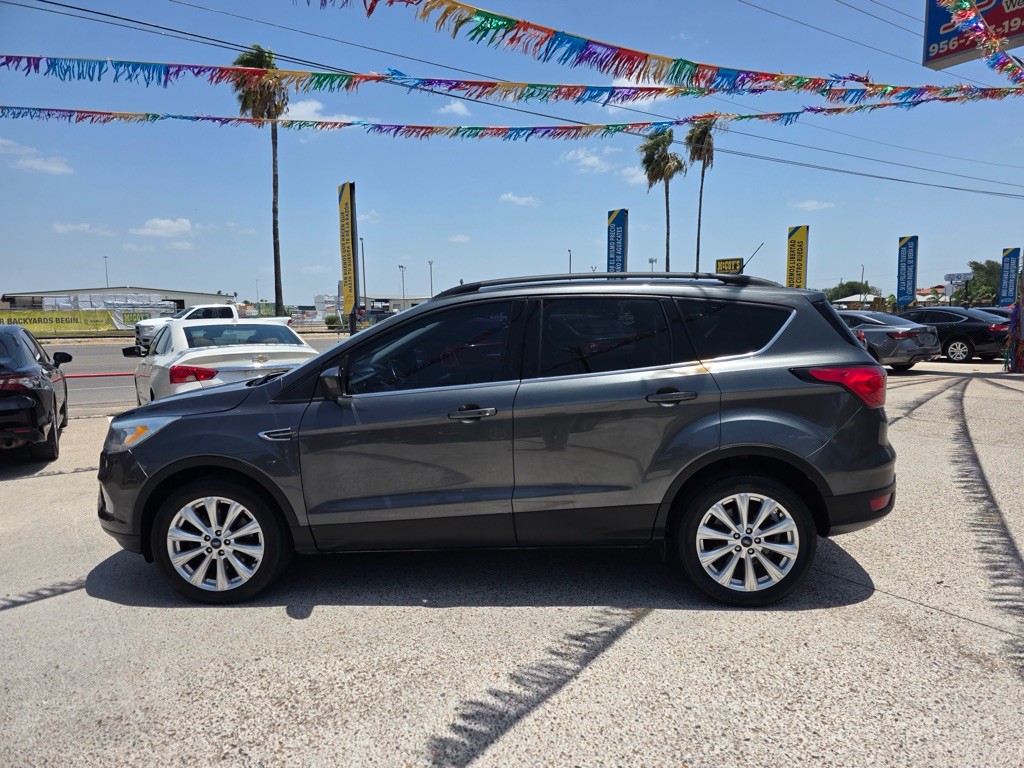 2019 Ford Escape Image 2