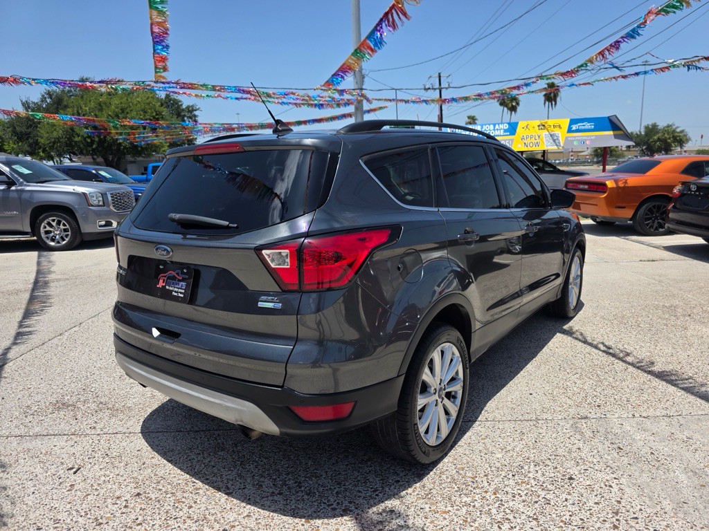 2019 Ford Escape Image 4