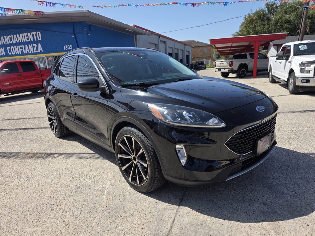 2021 Ford Escape Image 3