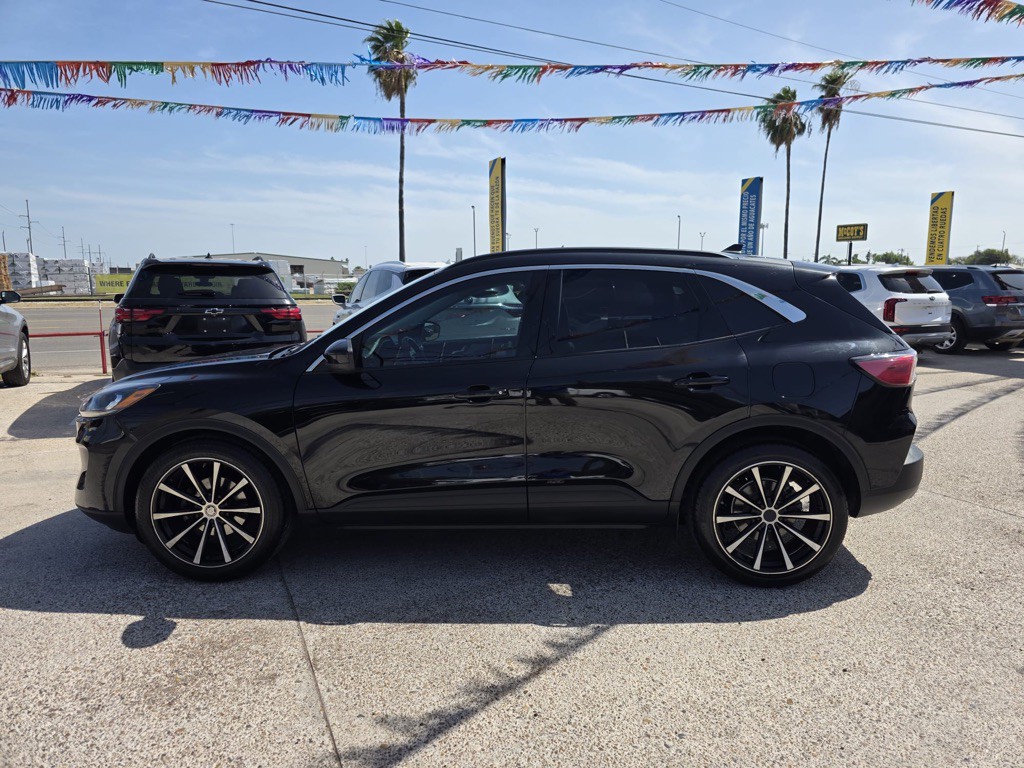 2021 Ford Escape Image 5