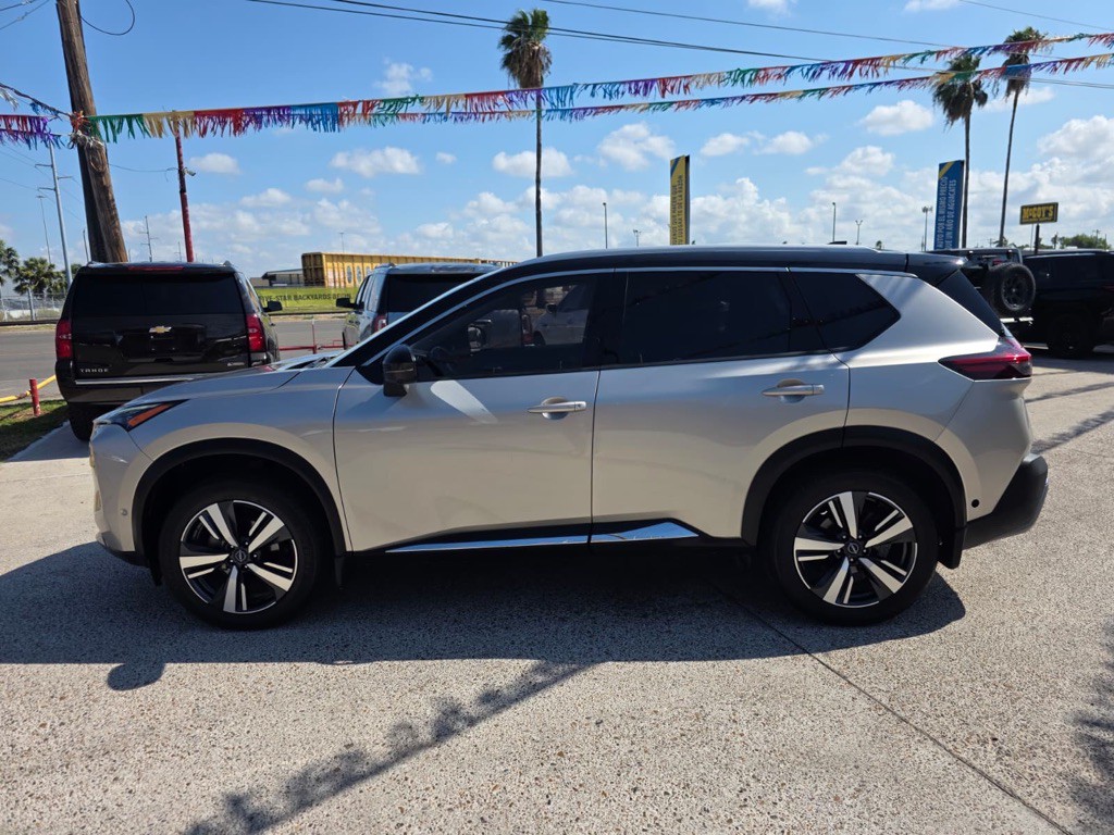 2022 Nissan Rogue Image 2