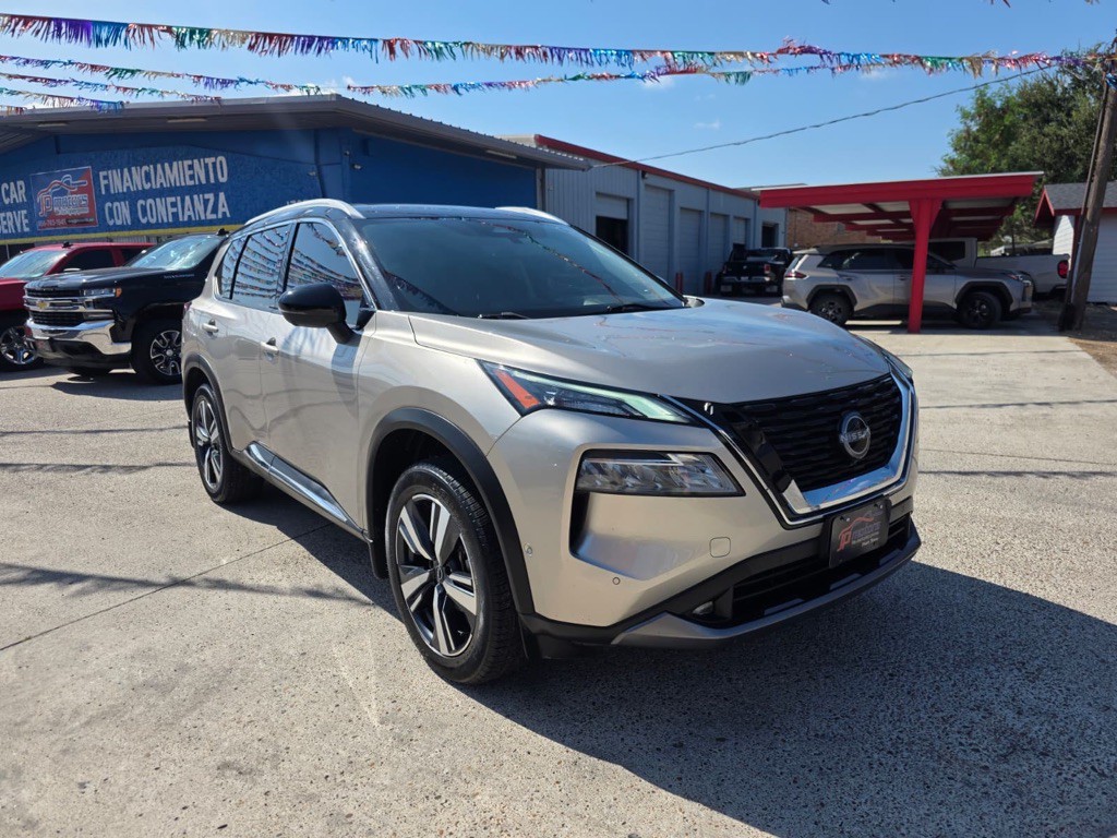 2022 Nissan Rogue Image 3